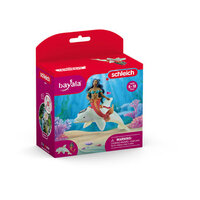 Isabelle on Dolphin SC70719
