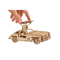 Winged Sports Coupe (70205)