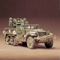 U.S. Multiple Gun Carriage M16 1:35