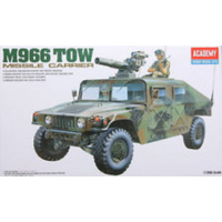  M-966 Hummer with Tow Plastic Model Kit  13250