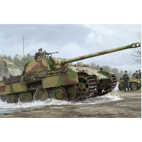 1:35 German Panther G - Late Version Plastic Model Kit (HB84552)