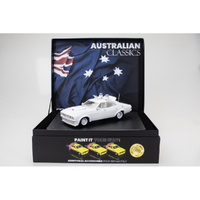 1:24 Plastic Kit XA Interceptor Ford Falcon Sealed Body Opening Bonnet w/engine (DDA912K)