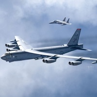 1:144 Boeing USAF B-52H 20th BS &quot;Buccaneers&quot; Plastic Model Kit (ACA-12622)